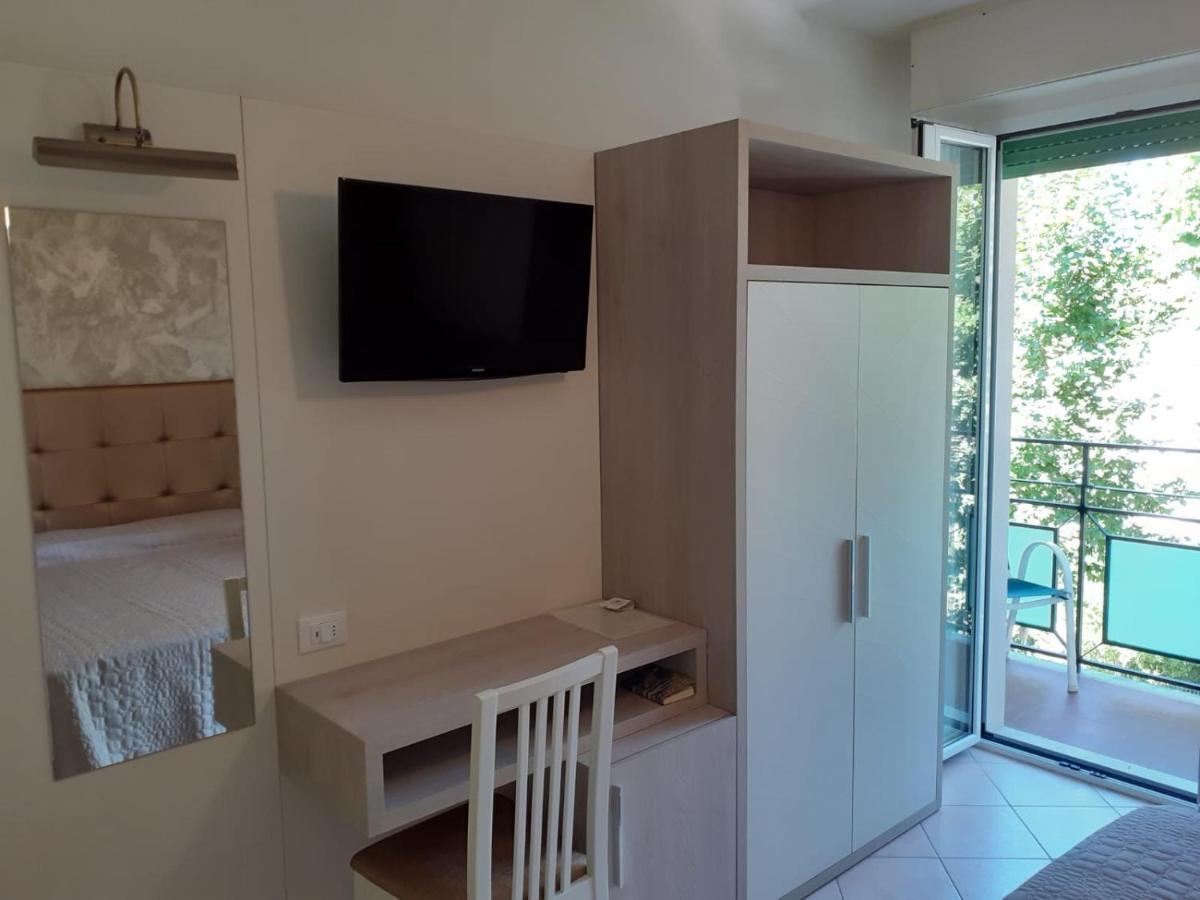 Hotel Ambra Cesenatico Dış mekan fotoğraf