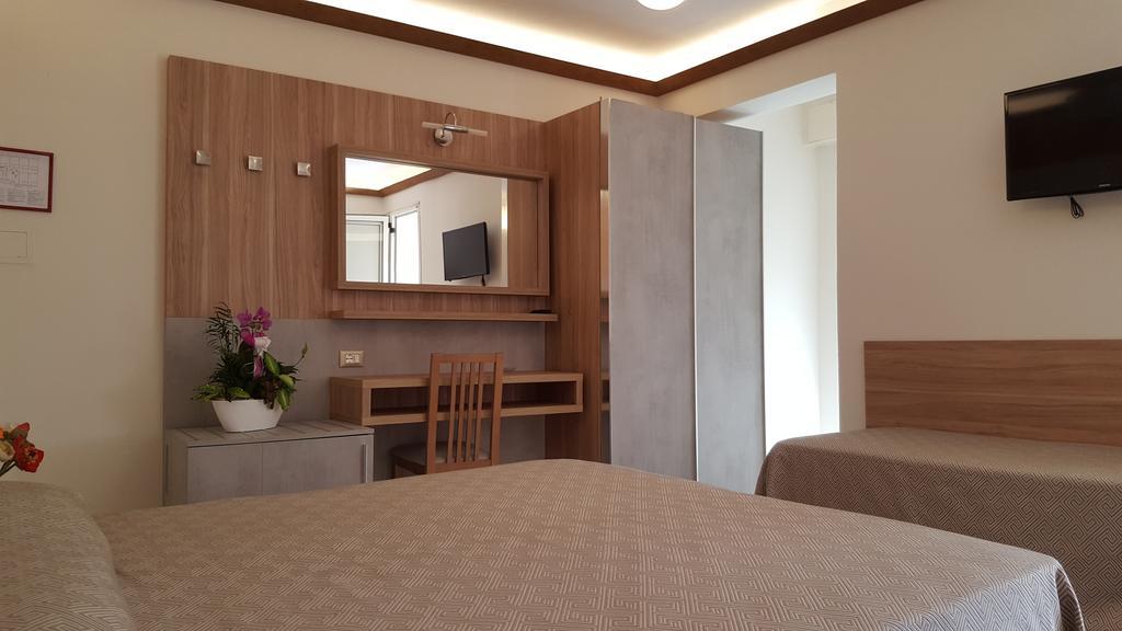 Hotel Ambra Cesenatico Dış mekan fotoğraf