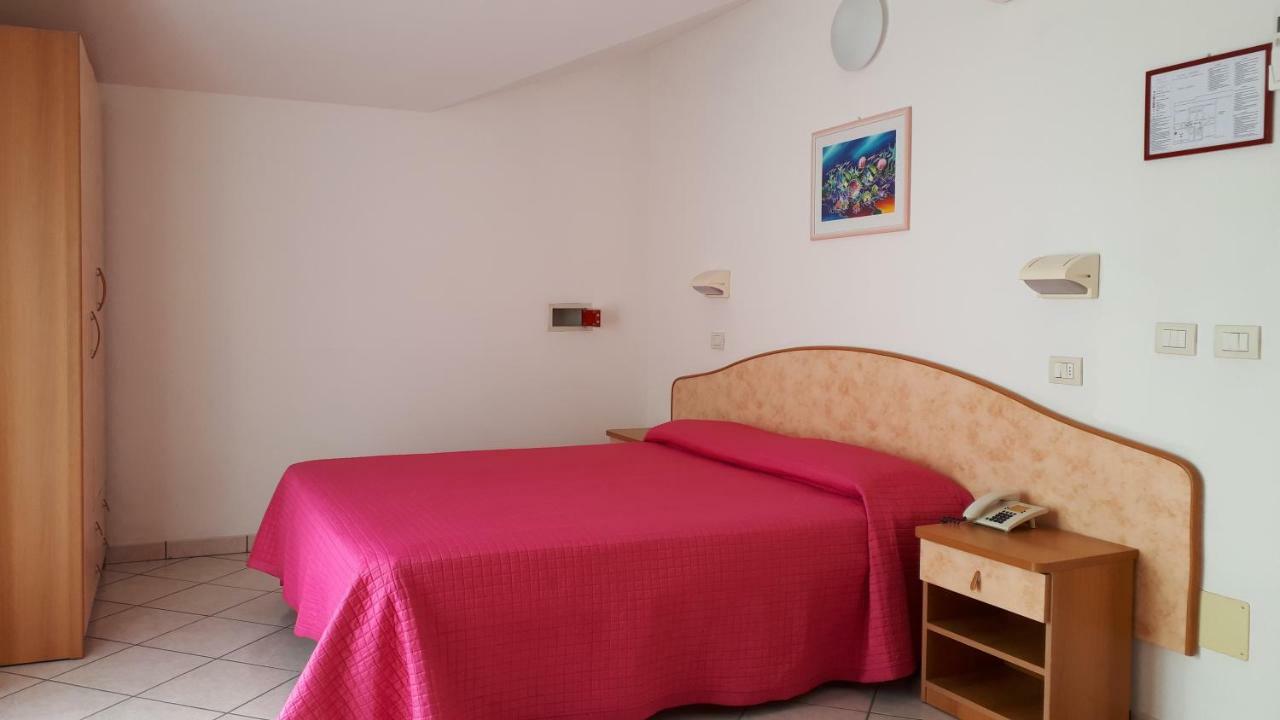 Hotel Ambra Cesenatico Dış mekan fotoğraf